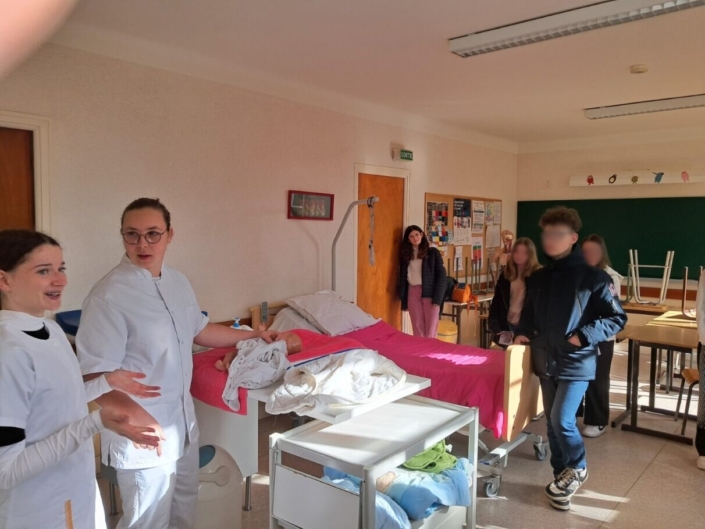 journees-decouvertes Photo d'une des journées découvertes où nos élèves font une démonstration de ce qui leur ai appris en cours