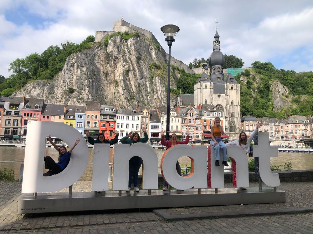 Les élèves de 1ère en stage à Dinant en Belgique